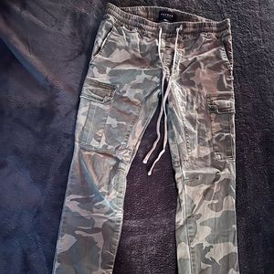 pacsun camo pants